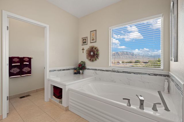 1296 Monterrey Road NE, Rio Rancho, NM 87144
