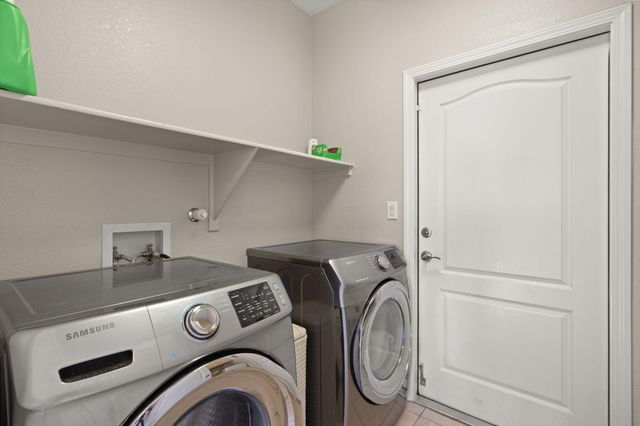 1296 Monterrey Road NE, Rio Rancho, NM 87144