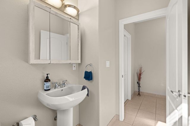 1296 Monterrey Road NE, Rio Rancho, NM 87144