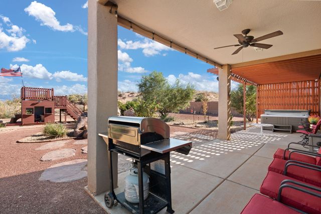 1296 Monterrey Road NE, Rio Rancho, NM 87144