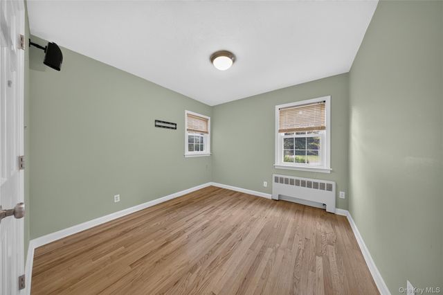 17 Maxwell Road, Garden City, NY 11530