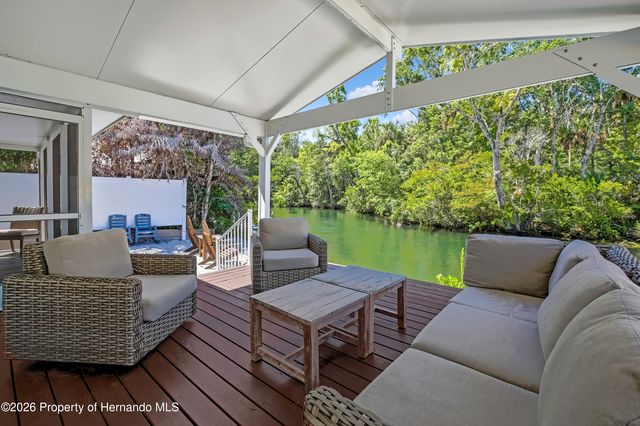 6080 Waverly Road, Weeki Wachee, FL 34607