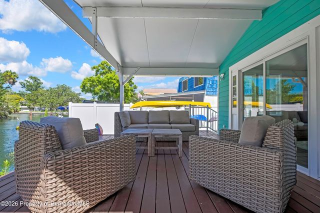 6080 Waverly Road, Weeki Wachee, FL 34607