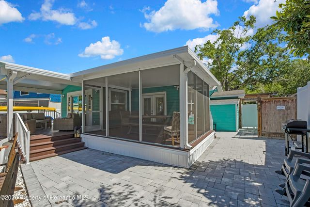 6080 Waverly Road, Weeki Wachee, FL 34607