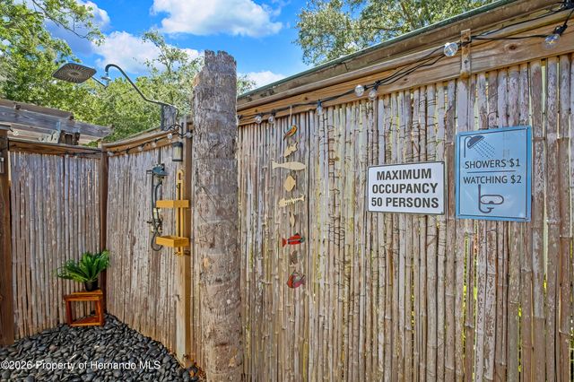 6080 Waverly Road, Weeki Wachee, FL 34607
