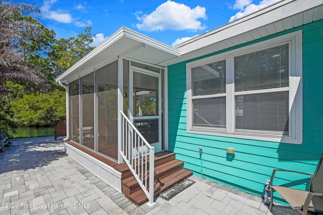 6080 Waverly Road, Weeki Wachee, FL 34607