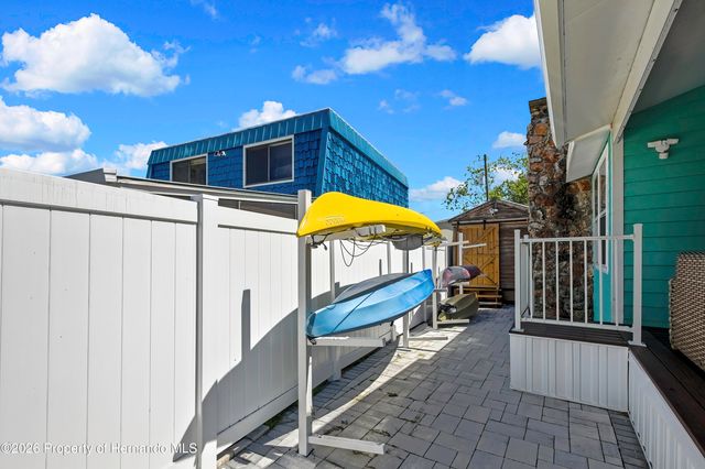 6080 Waverly Road, Weeki Wachee, FL 34607