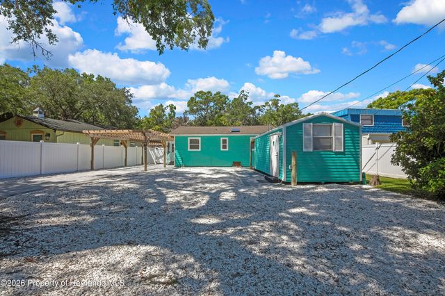 6080 Waverly Road, Weeki Wachee, FL 34607