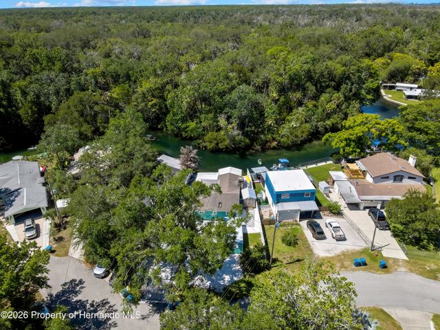 6080 Waverly Road, Weeki Wachee, FL 34607