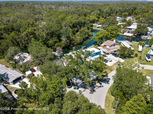 6080 Waverly Road, Weeki Wachee, FL 34607