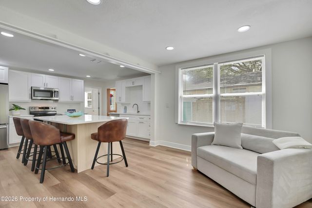 6080 Waverly Road, Weeki Wachee, FL 34607