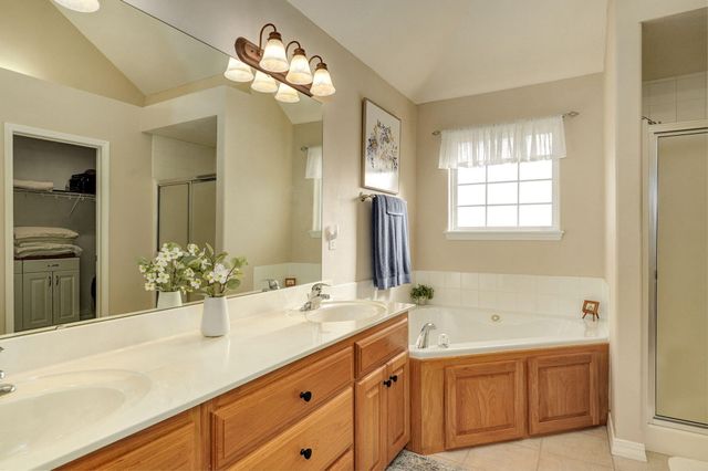 2680 W Williamsburg Street, Springfield, MO 65810