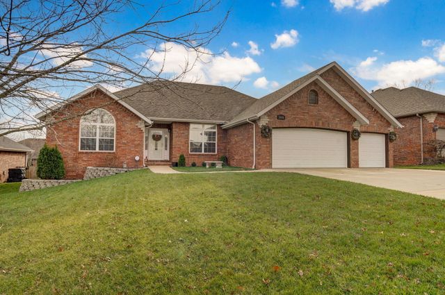 2680 W Williamsburg Street, Springfield, MO 65810