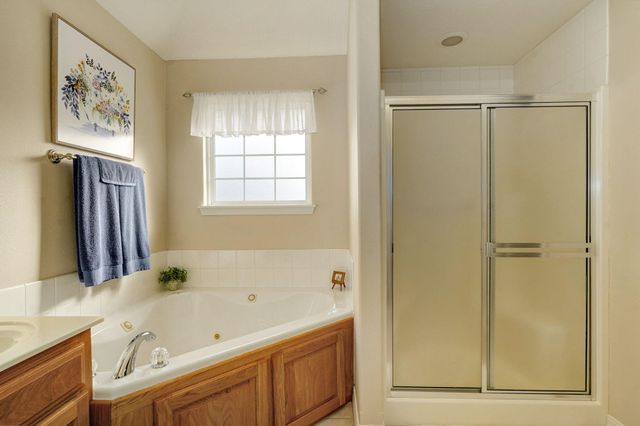 2680 W Williamsburg Street, Springfield, MO 65810