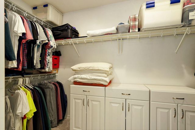 2680 W Williamsburg Street, Springfield, MO 65810