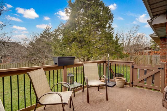 2680 W Williamsburg Street, Springfield, MO 65810