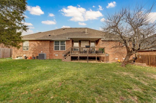 2680 W Williamsburg Street, Springfield, MO 65810