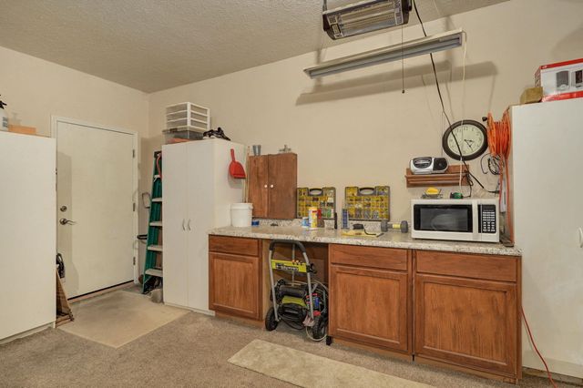 2680 W Williamsburg Street, Springfield, MO 65810