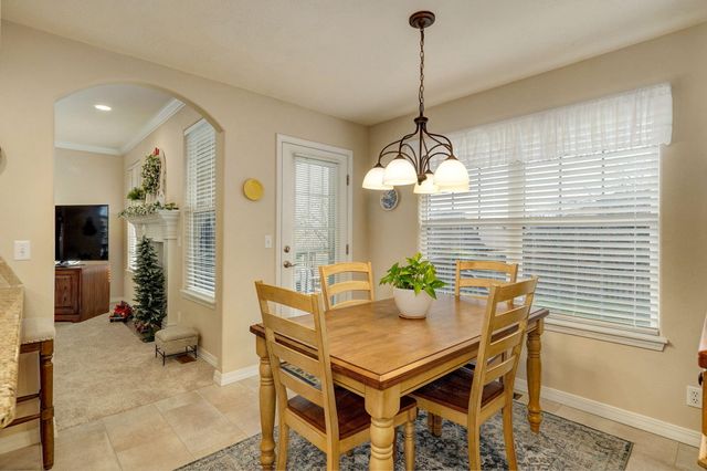 2680 W Williamsburg Street, Springfield, MO 65810