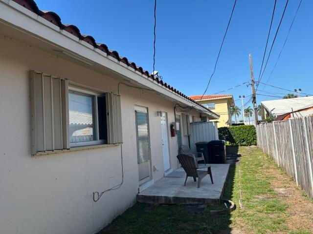 1911 NE 27th Court 3, Lighthouse Point, FL 33064