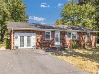 605 West Gum Street, Marion, KY 42064