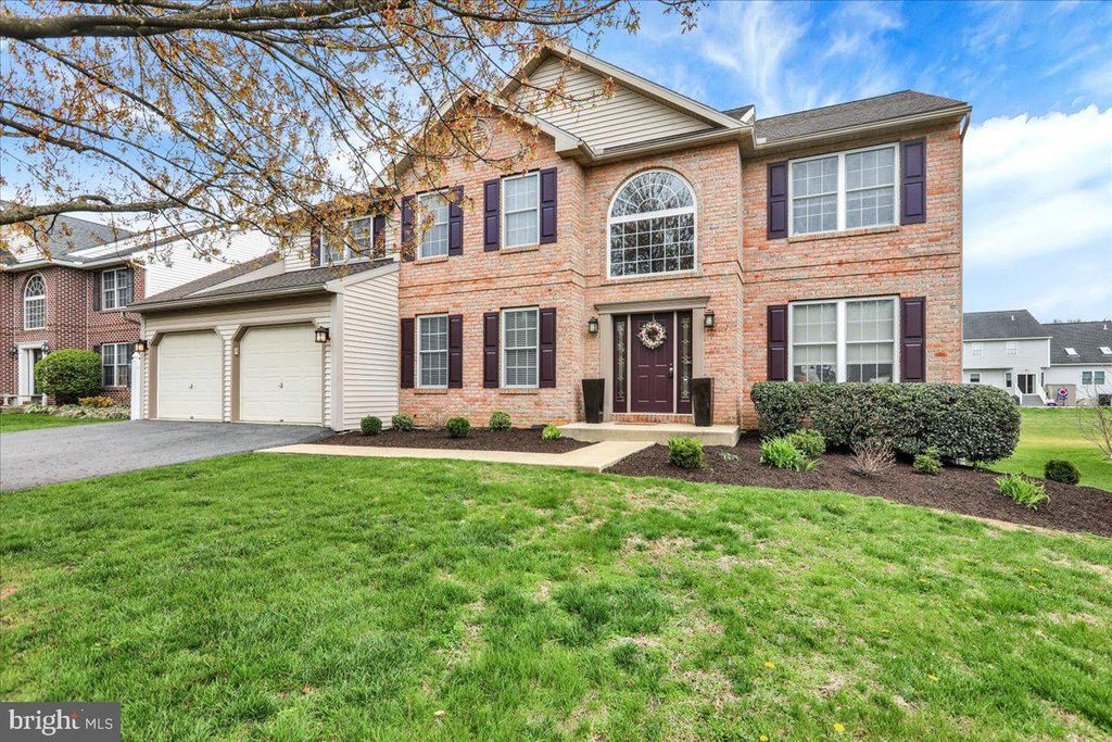 21 CONNECTICUT AVE, Reading, PA 19608