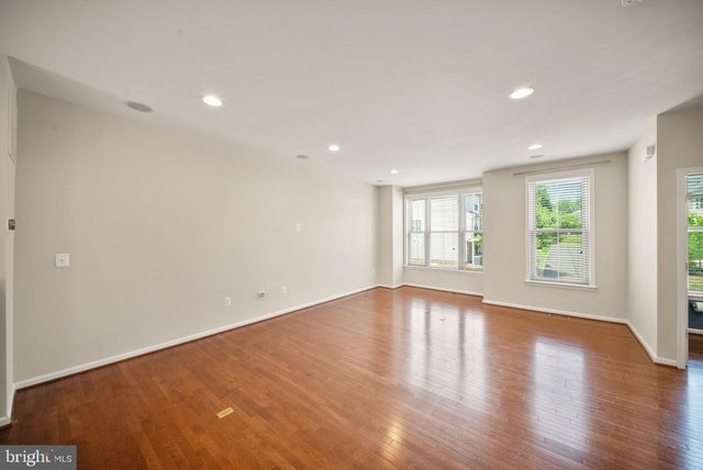 1431 OCCOQUAN HEIGHTS CT, Occoquan, VA 22125