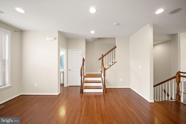 1431 OCCOQUAN HEIGHTS CT, Occoquan, VA 22125