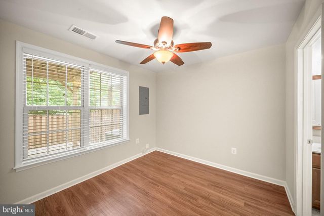 1431 OCCOQUAN HEIGHTS CT, Occoquan, VA 22125