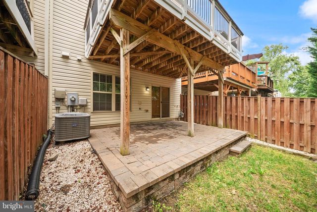 1431 OCCOQUAN HEIGHTS CT, Occoquan, VA 22125