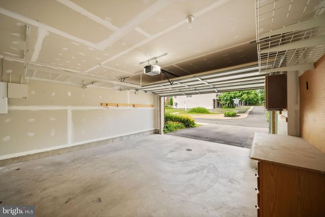1431 OCCOQUAN HEIGHTS CT, Occoquan, VA 22125