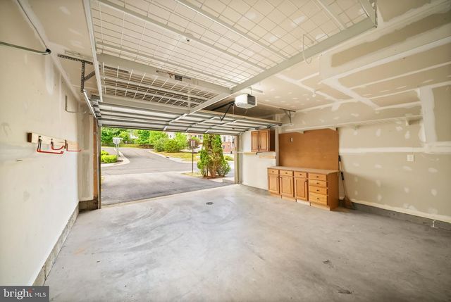 1431 OCCOQUAN HEIGHTS CT, Occoquan, VA 22125