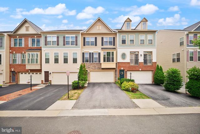 1431 OCCOQUAN HEIGHTS CT, Occoquan, VA 22125