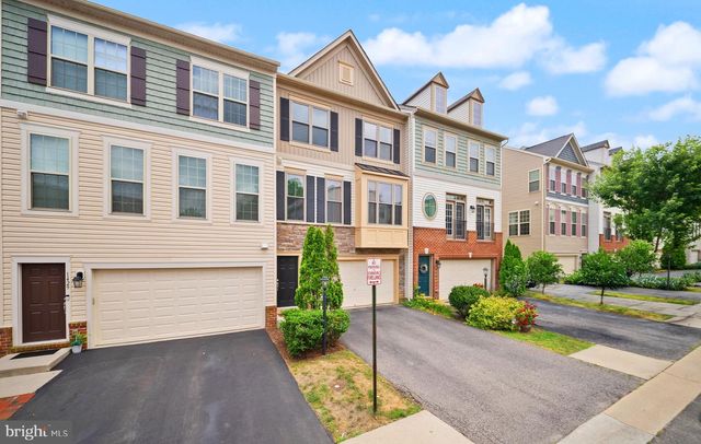 1431 OCCOQUAN HEIGHTS CT, Occoquan, VA 22125