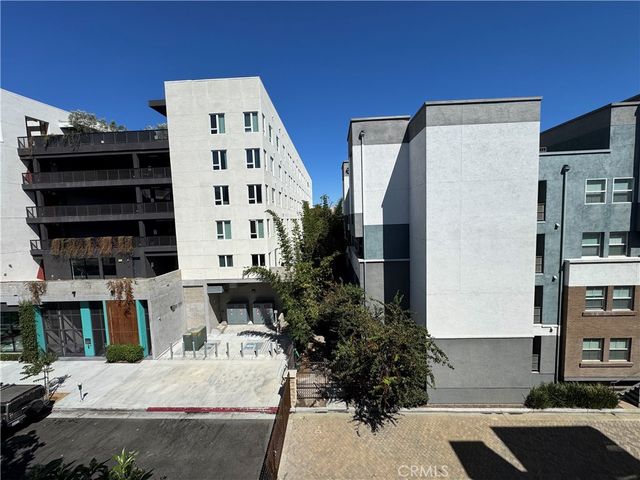 100 S Alameda 424, Los Angeles, CA 90012