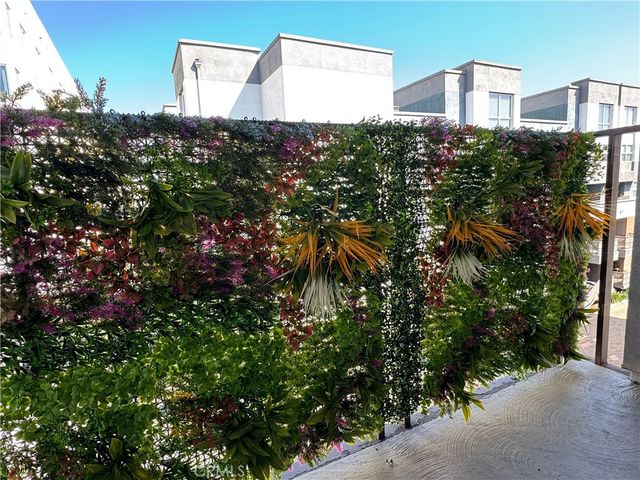100 S Alameda 424, Los Angeles, CA 90012