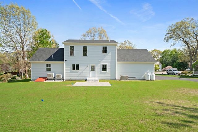 40 Signal Hill Rd, Marshfield, MA 02050
