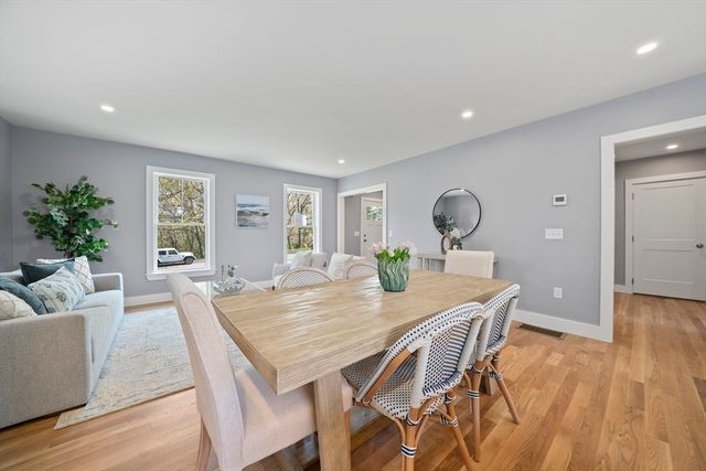 40 Signal Hill Rd, Marshfield, MA 02050