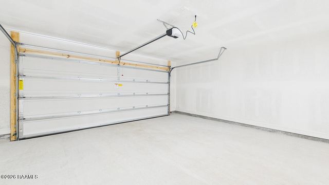 208 Cypress Falls Drive, Broussard, LA 70518