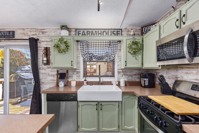 5275 Pinnacle Drive SW, Wyoming, MI 49519