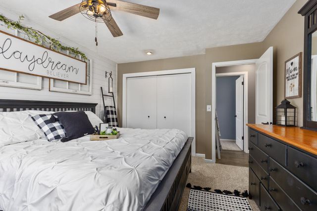 5275 Pinnacle Drive SW, Wyoming, MI 49519