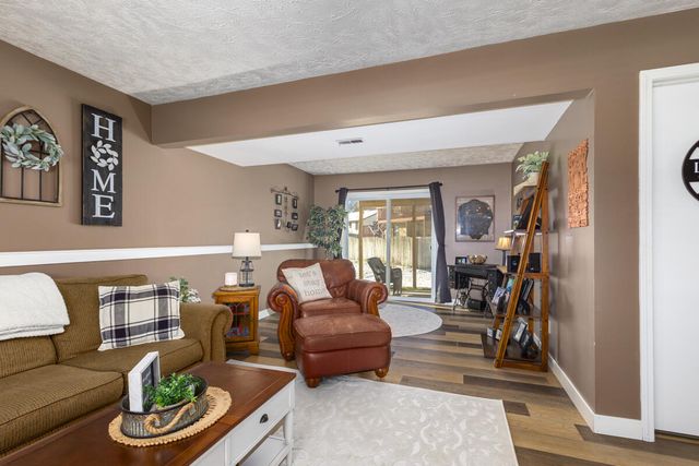 5275 Pinnacle Drive SW, Wyoming, MI 49519