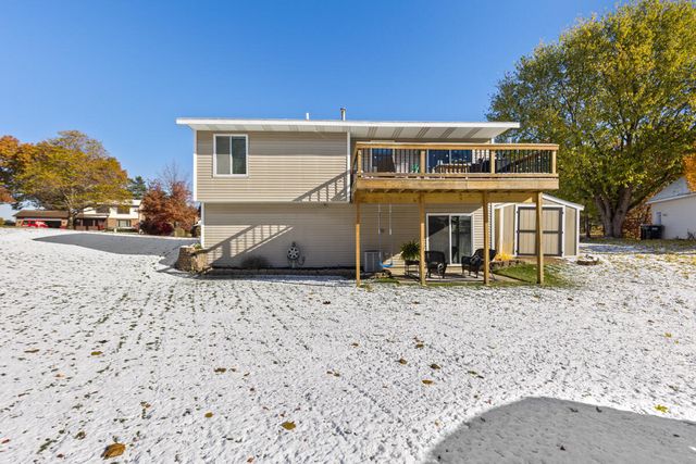 5275 Pinnacle Drive SW, Wyoming, MI 49519