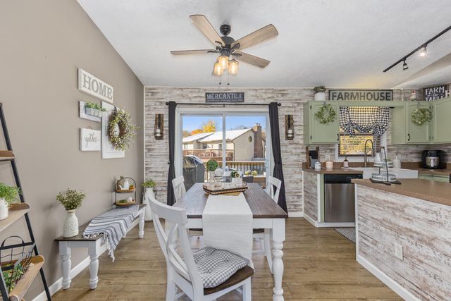 5275 Pinnacle Drive SW, Wyoming, MI 49519