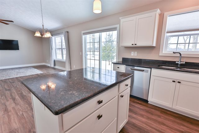 9163 Cottage Trail, Richland, MI 49083