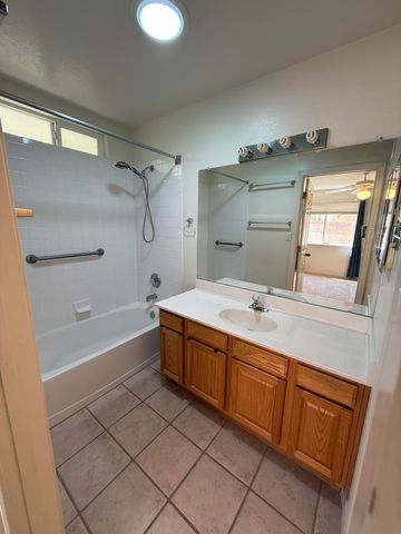 8319 Santa Clarita Street NE, Albuquerque, NM 87113