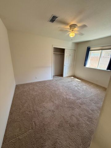 8319 Santa Clarita Street NE, Albuquerque, NM 87113