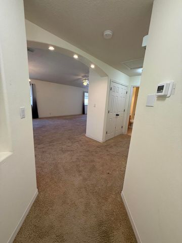 8319 Santa Clarita Street NE, Albuquerque, NM 87113