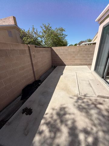 8319 Santa Clarita Street NE, Albuquerque, NM 87113