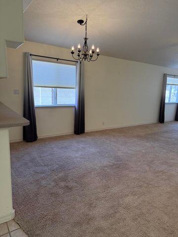 8319 Santa Clarita Street NE, Albuquerque, NM 87113